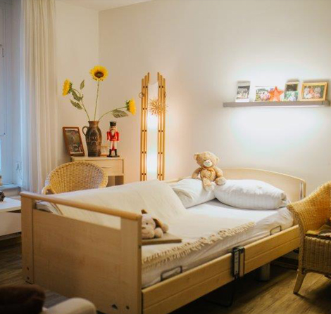 Haus Seidau 3 - Bewohnerzimmer mit Bett